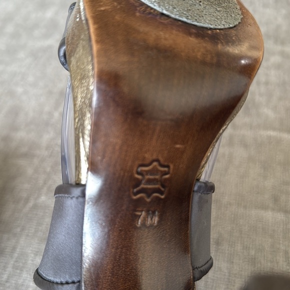 Donald J Pliner Women Platform Heels Gray Satin Gold Metallic Evening Sandals 7 - Picture 9 of 13